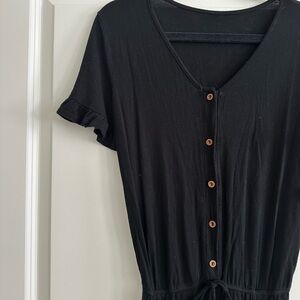 Women’s small black ruffle sleeve romper